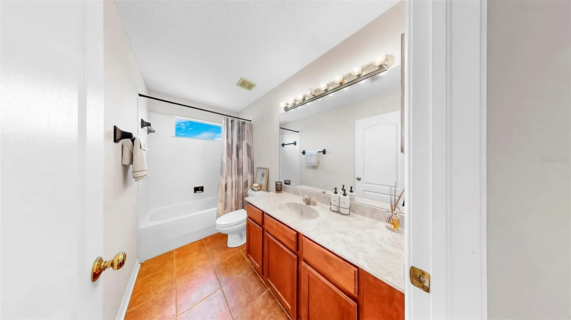 632 Tanana Fall Drive Ruskin FL 33570