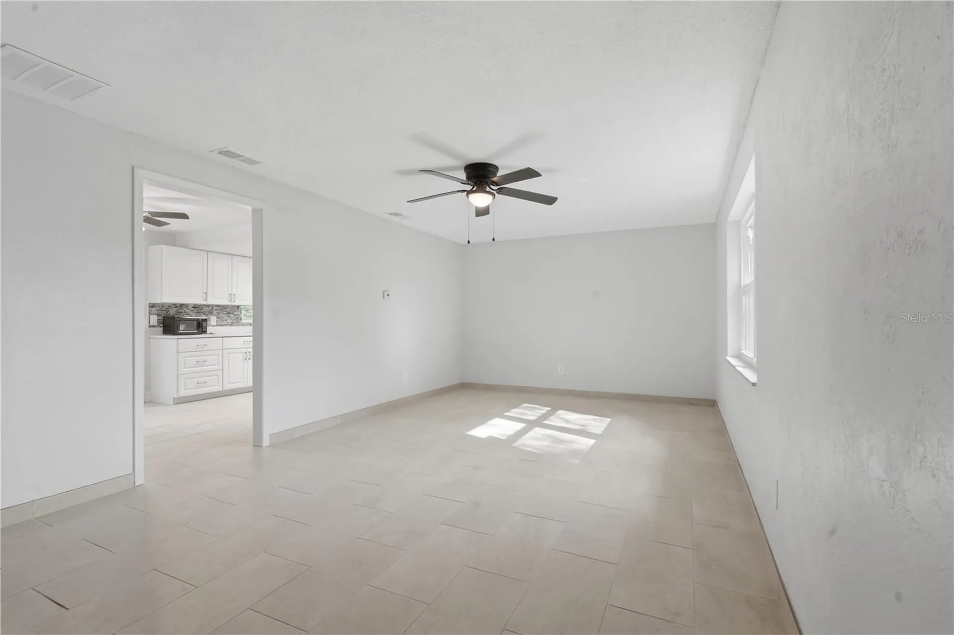 1528 Valencia Avenue Daytona Beach FL 32117