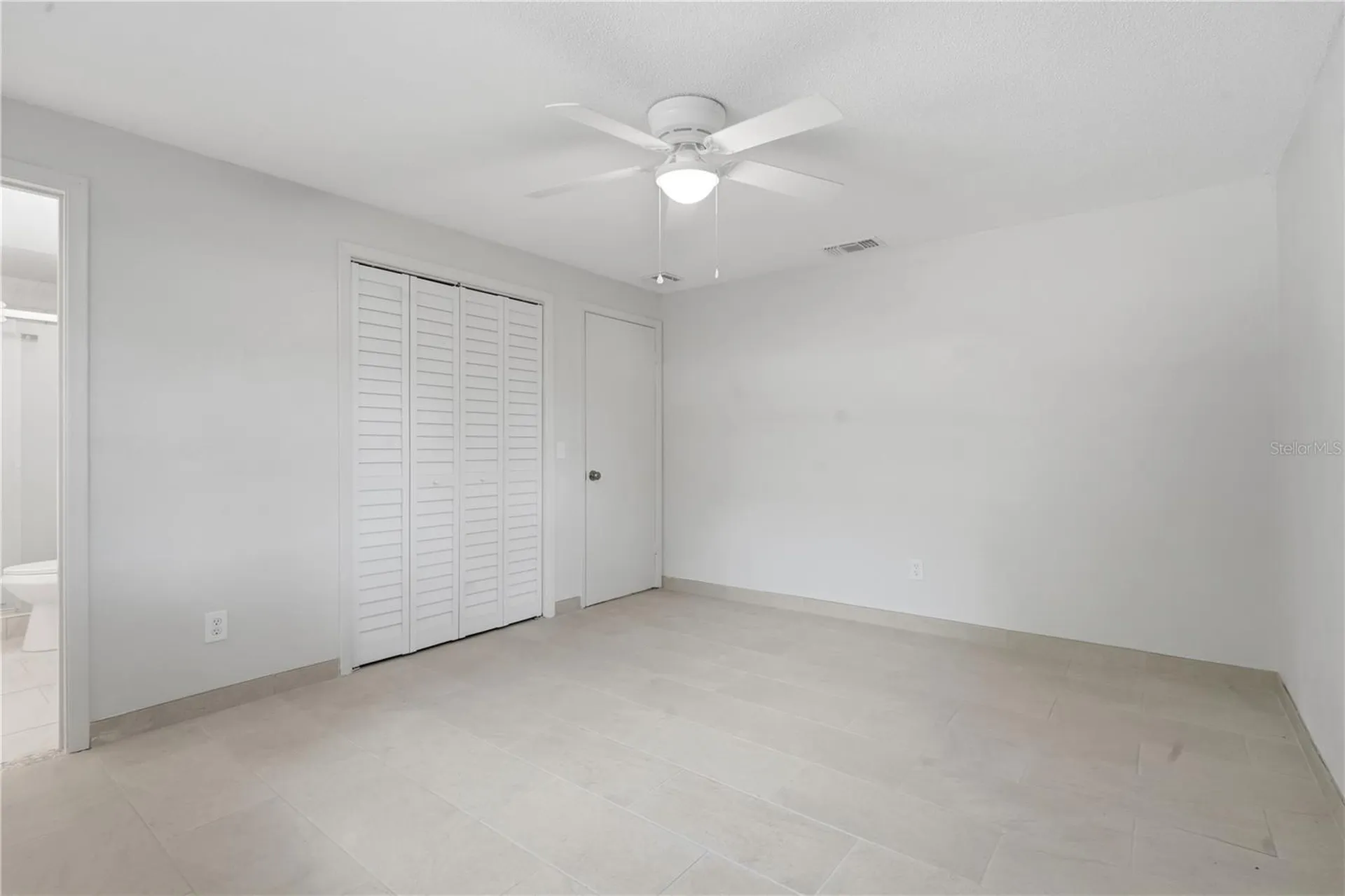 1528 Valencia Avenue Daytona Beach FL 32117