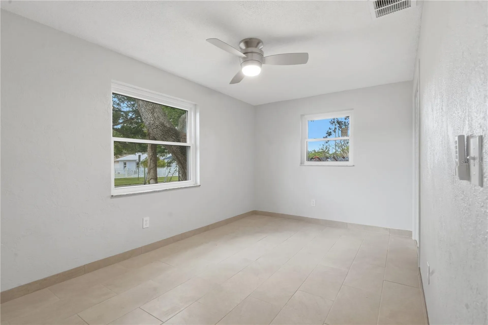 1528 Valencia Avenue Daytona Beach FL 32117