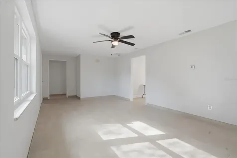 1528 Valencia Avenue Daytona Beach FL 32117