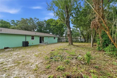 1528 Valencia Avenue Daytona Beach FL 32117
