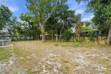 1528 Valencia Avenue Daytona Beach FL 32117