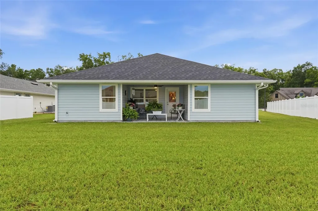 203 SW Silver Palm Drive Lake City FL 32024