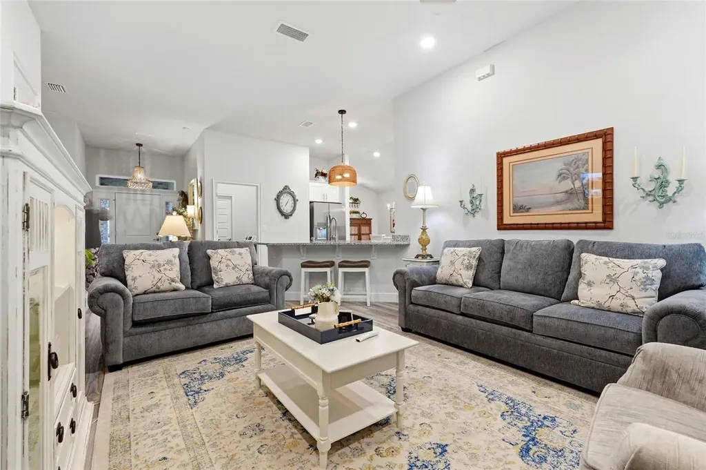 203 SW Silver Palm Drive Lake City FL 32024