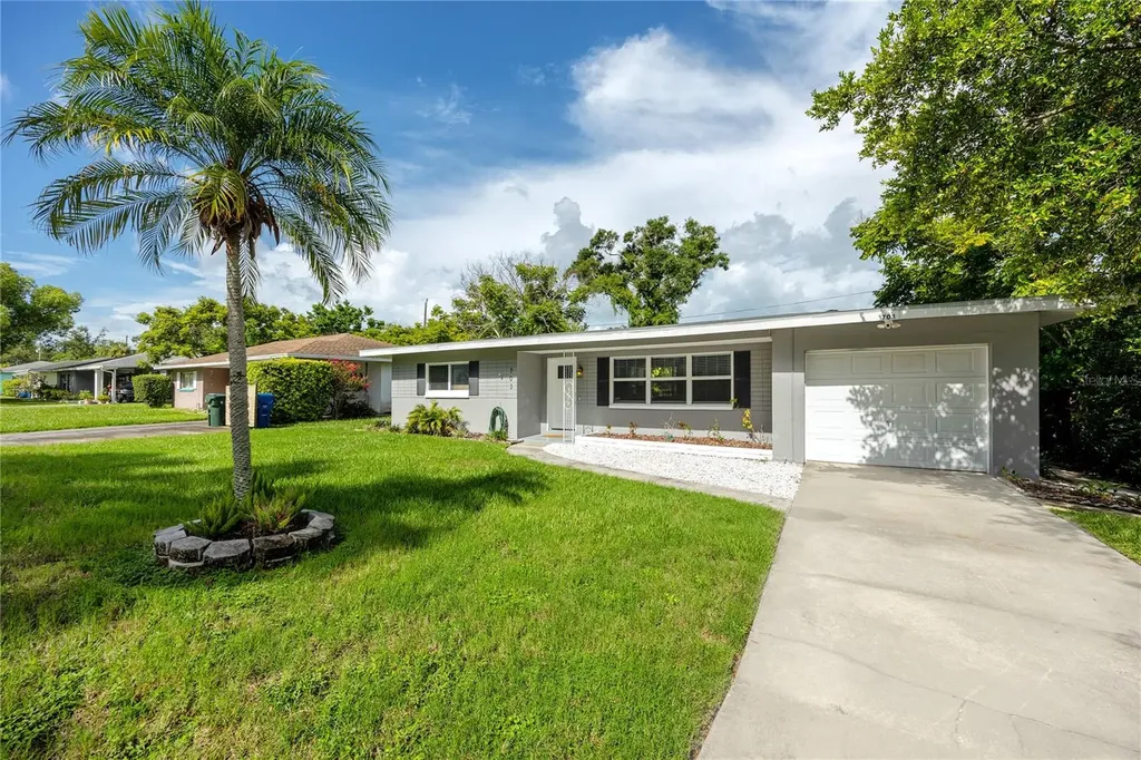 703 24th Street SW Largo FL 33770