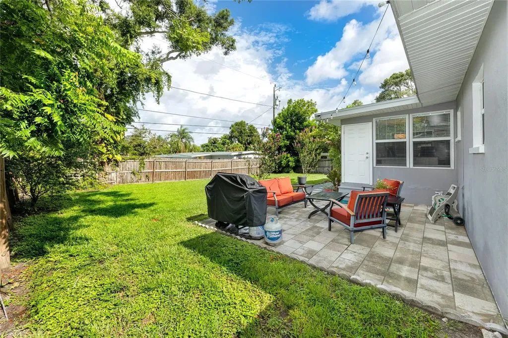 703 24th Street SW Largo FL 33770