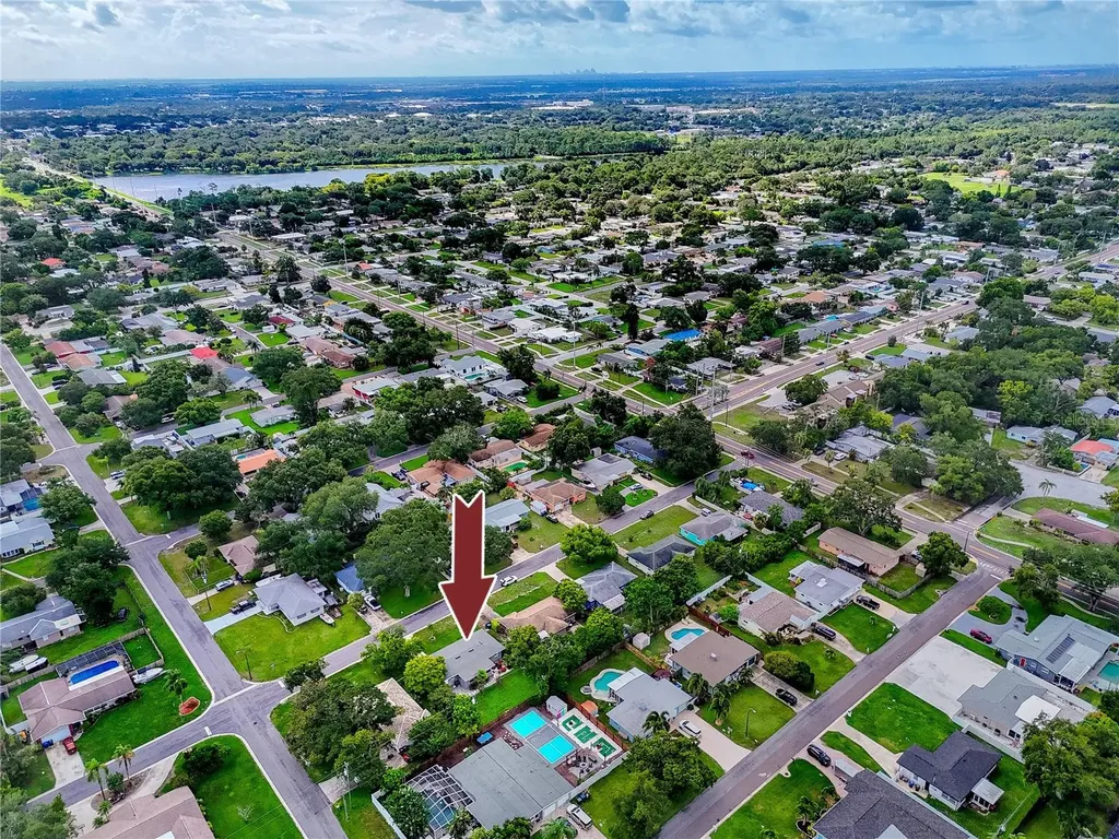 703 24th Street SW Largo FL 33770