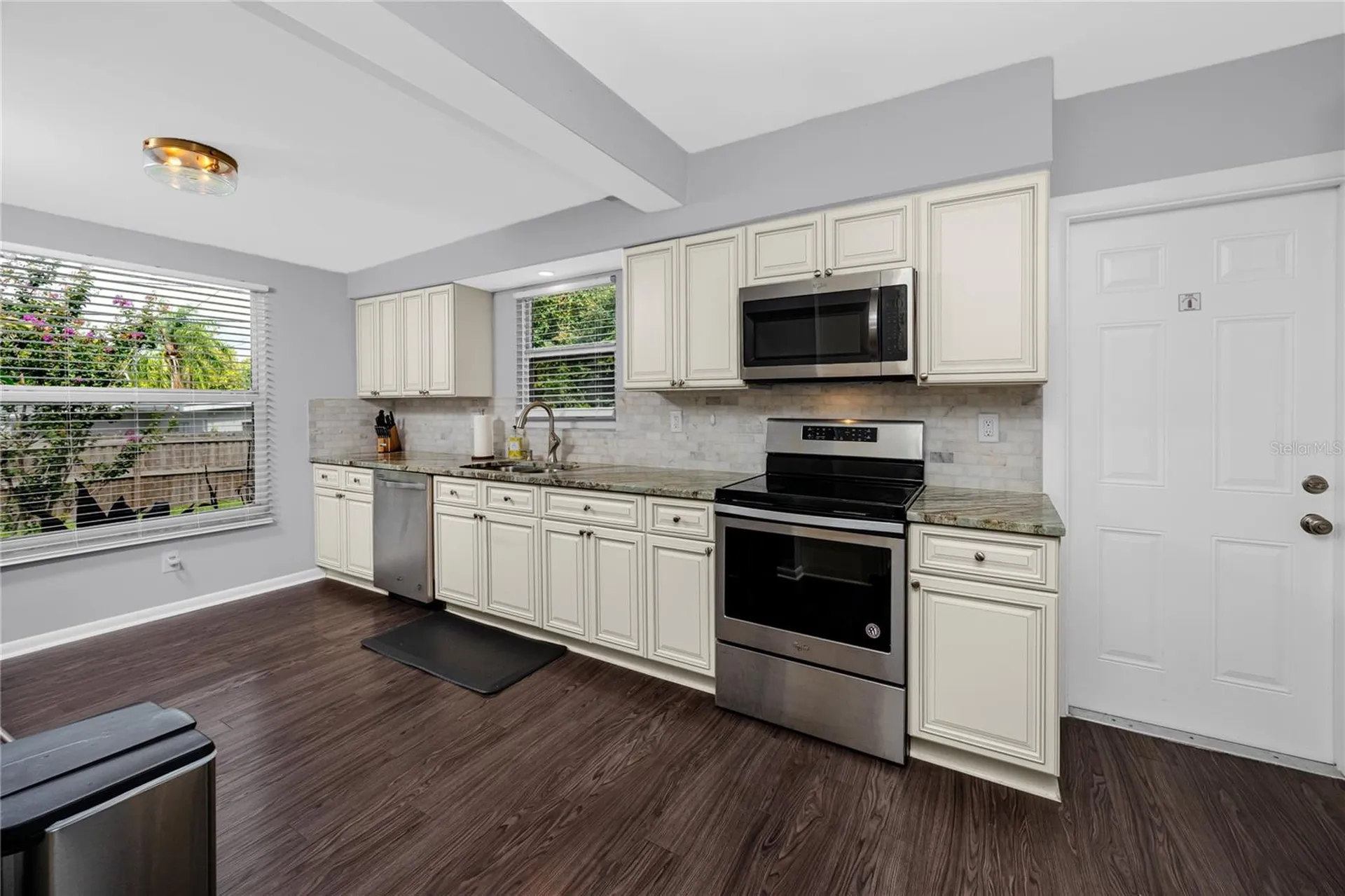703 24th Street SW Largo FL 33770