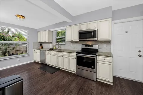 703 24th Street SW Largo FL 33770