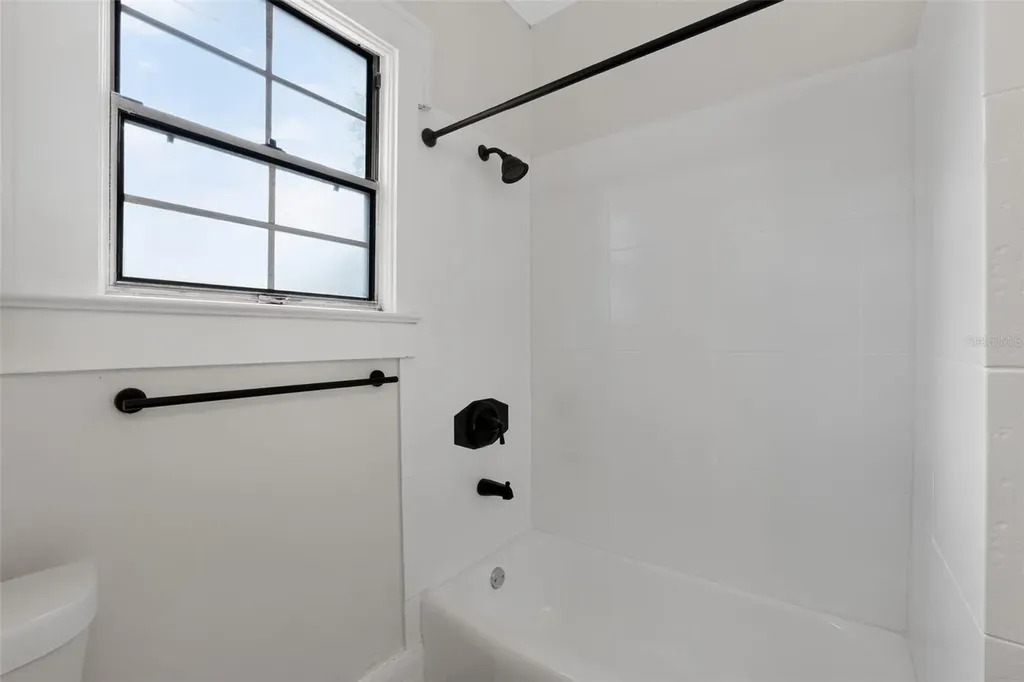 813 E New Orleans Avenue Tampa FL 33603