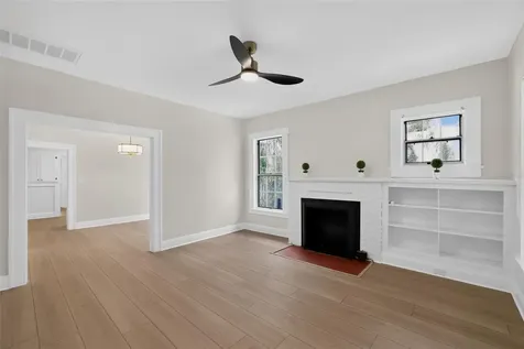 813 E New Orleans Avenue Tampa FL 33603