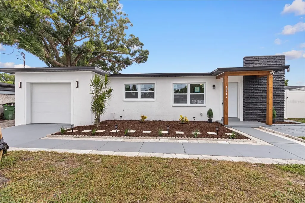 2917 W Clifton Street Tampa FL 33614