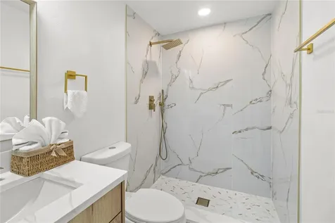 2917 W Clifton Street Tampa FL 33614