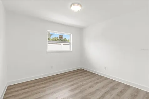 2917 W Clifton Street Tampa FL 33614