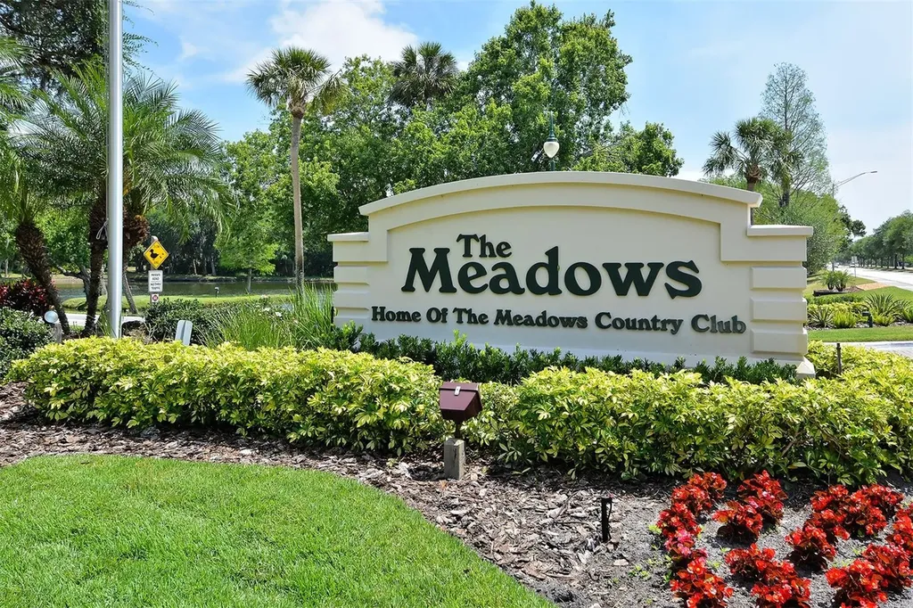 3127 Longmeadow Sarasota FL 34235
