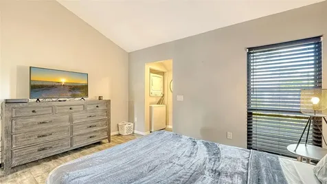 3127 Longmeadow Sarasota FL 34235