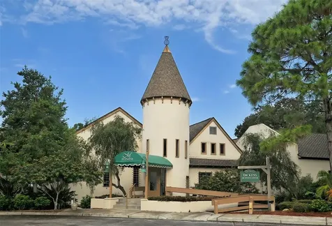 3127 Longmeadow Sarasota FL 34235