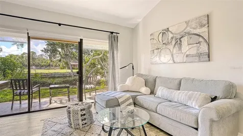 3127 Longmeadow Sarasota FL 34235