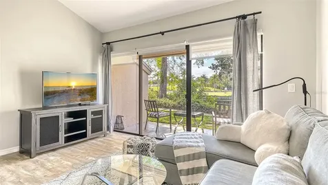 3127 Longmeadow Sarasota FL 34235
