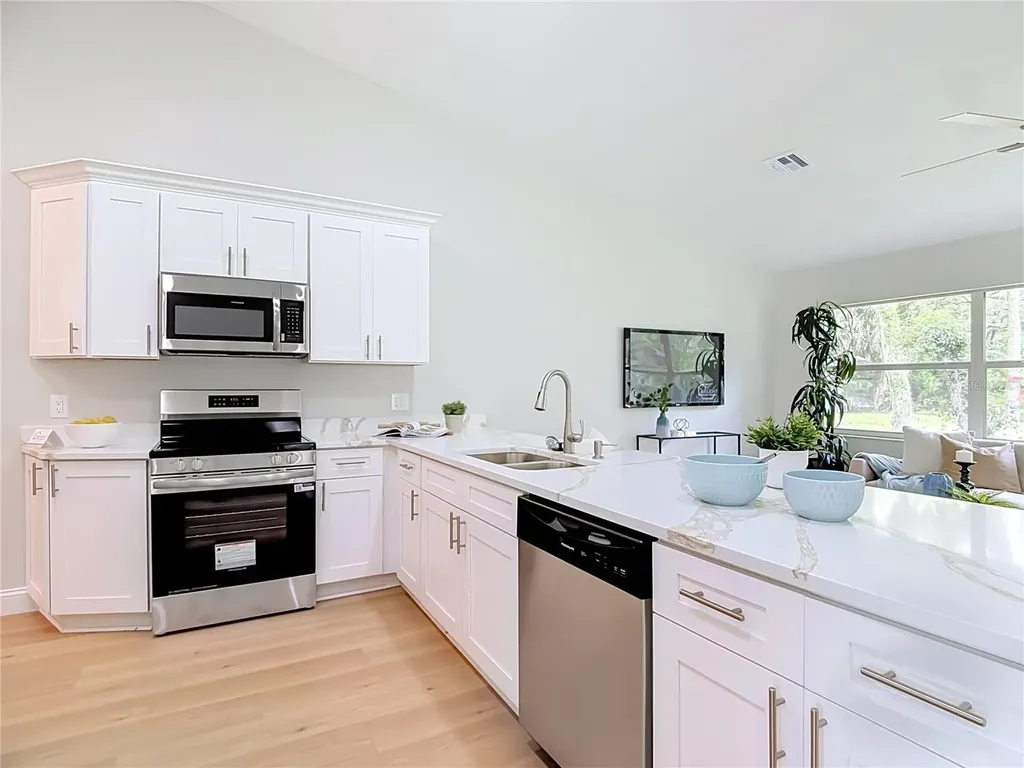 6353 Forestwood Drive E Lakeland FL 33809