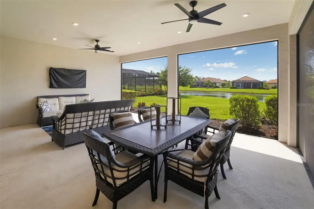 4730 Sarca Court Bradenton FL 34211