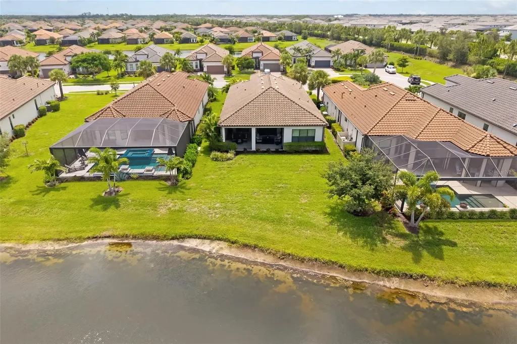 4730 Sarca Court Bradenton FL 34211