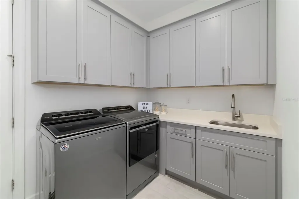 4730 Sarca Court Bradenton FL 34211