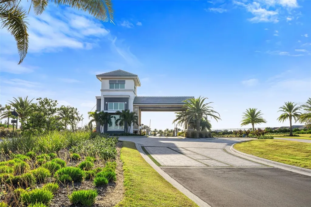 4730 Sarca Court Bradenton FL 34211