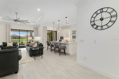 4730 Sarca Court Bradenton FL 34211