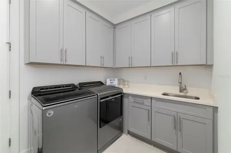 4730 Sarca Court Bradenton FL 34211