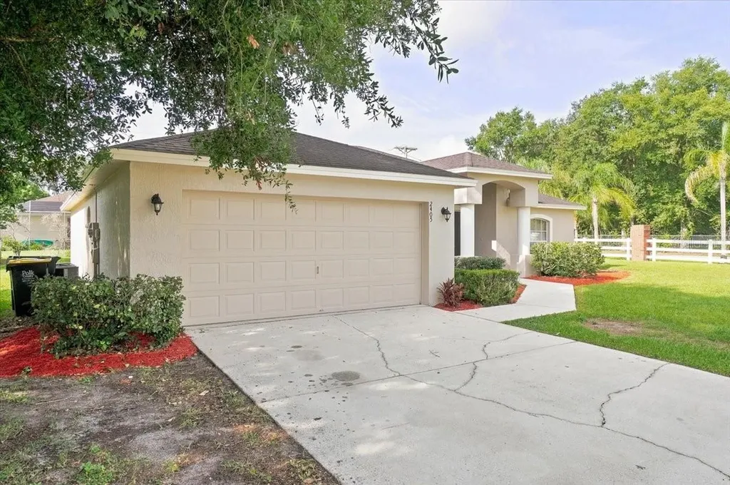 2405 Highlands Vue Parkway Lakeland FL 33812