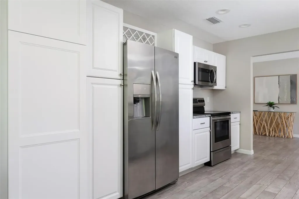 9508 Larkbunting Drive Tampa FL 33647