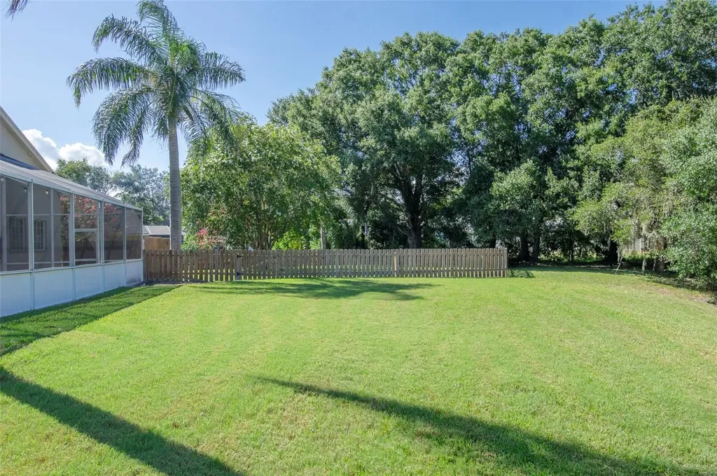 9508 Larkbunting Drive Tampa FL 33647