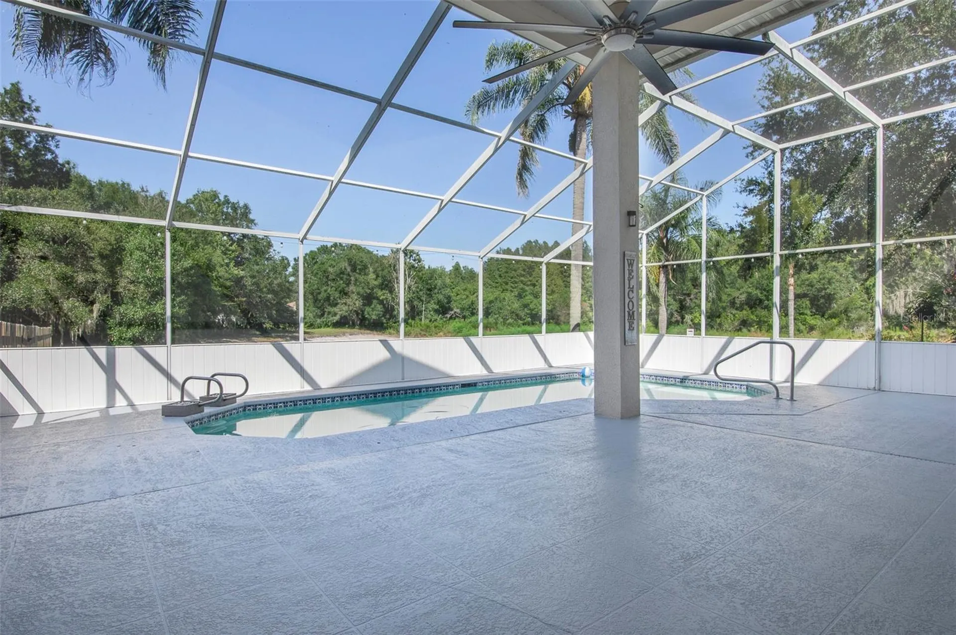 9508 Larkbunting Drive Tampa FL 33647