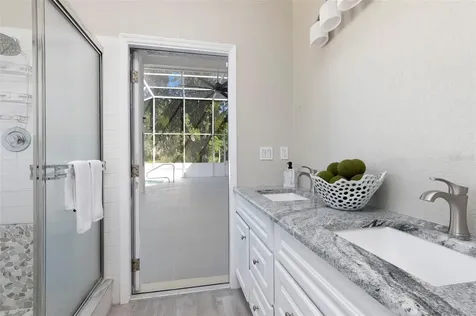 9508 Larkbunting Drive Tampa FL 33647