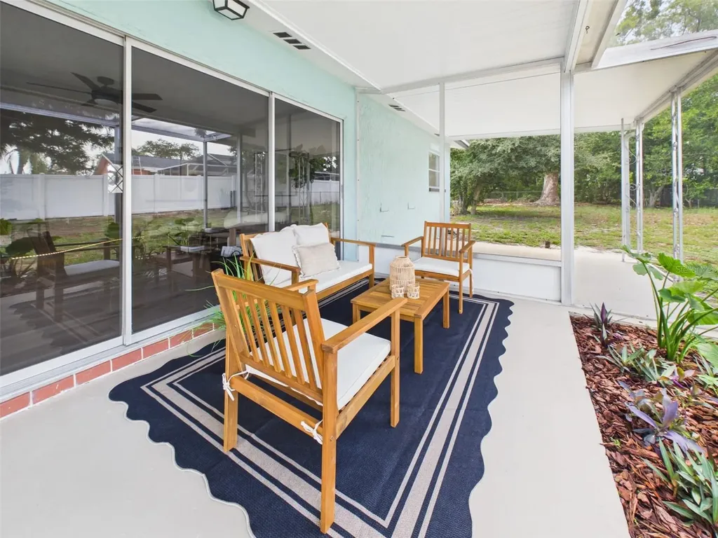 533 66th Street N Palm Harbor FL 34684
