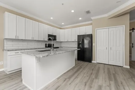 868 Stonechase Lane Lake Mary FL 32746