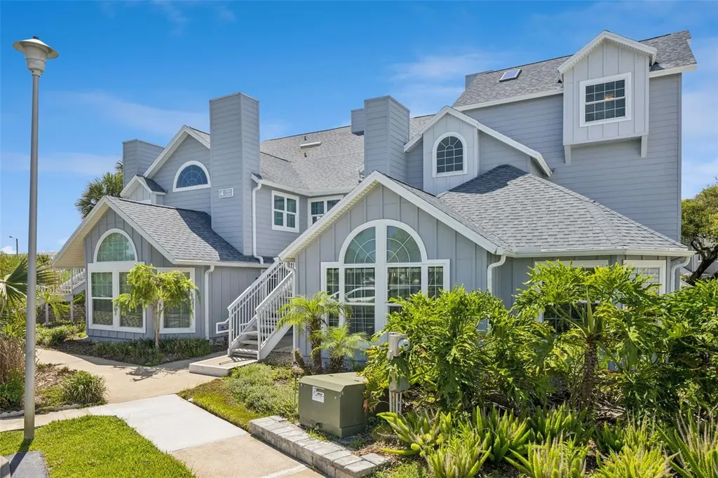 4268 Sun Village Court New Smyrna Beach FL 32169