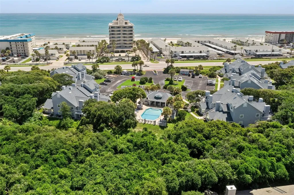 4268 Sun Village Court New Smyrna Beach FL 32169