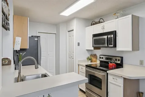 4268 Sun Village Court New Smyrna Beach FL 32169