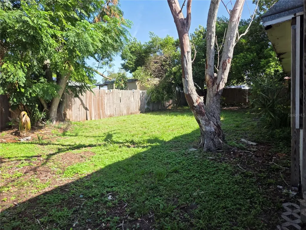 907 Cutler Drive Seffner FL 33584