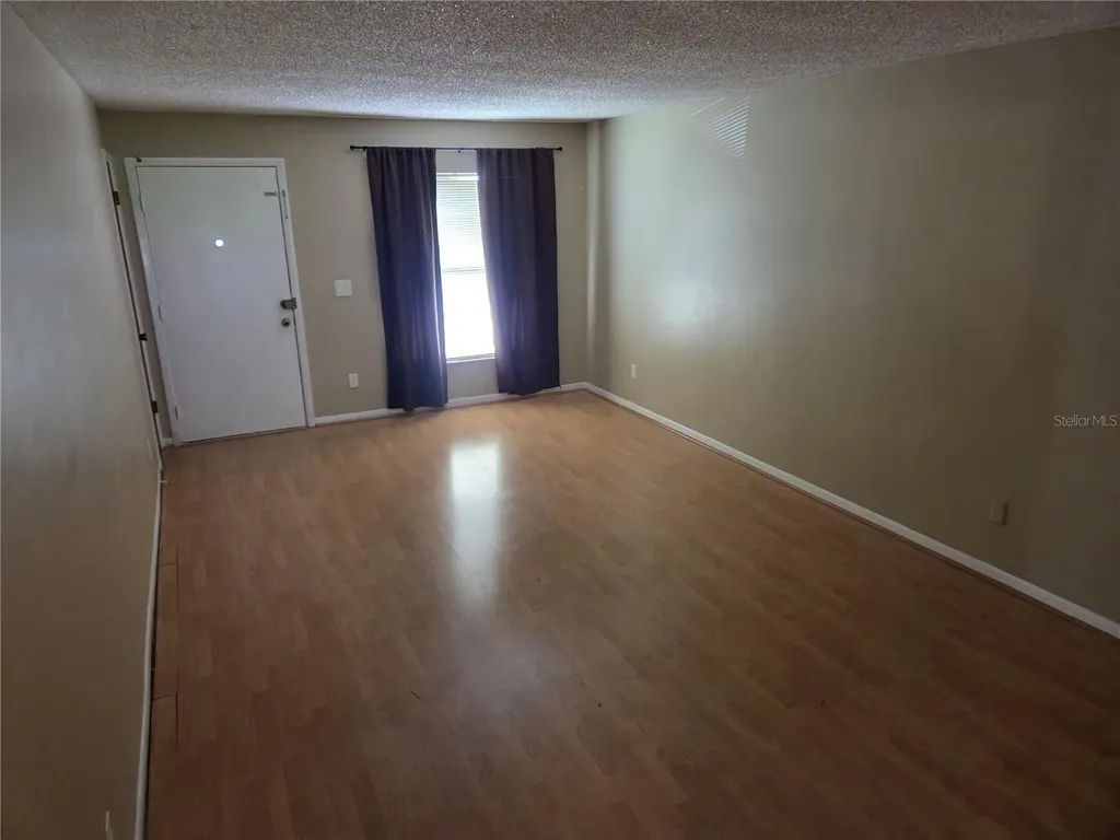 907 Cutler Drive Seffner FL 33584