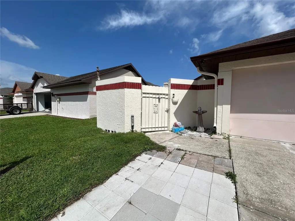 7029 Drury Street Tampa FL 33635