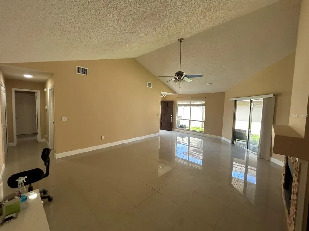 7029 Drury Street Tampa FL 33635