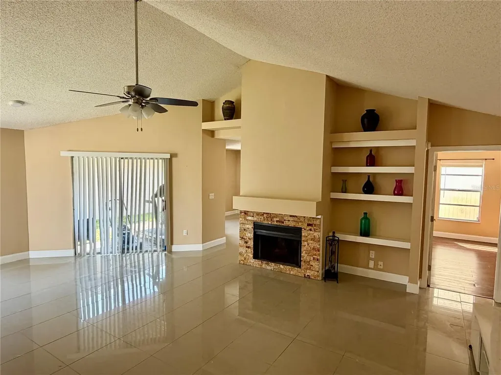 7029 Drury Street Tampa FL 33635