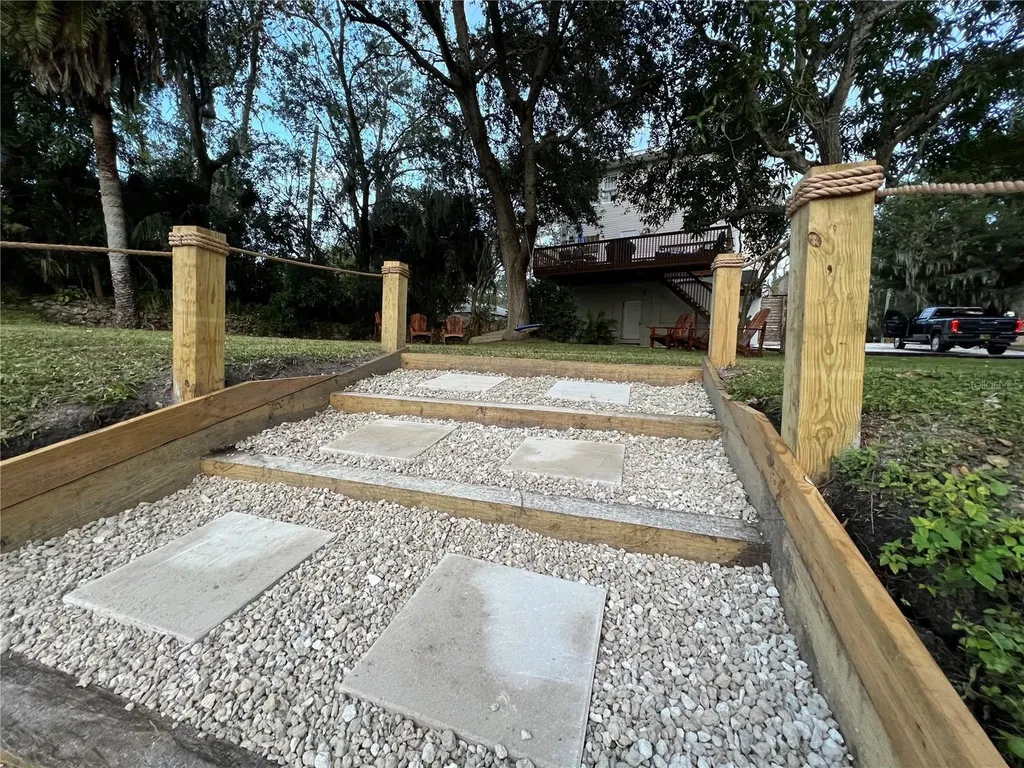 2003 12th Avenue W Bradenton FL 34205