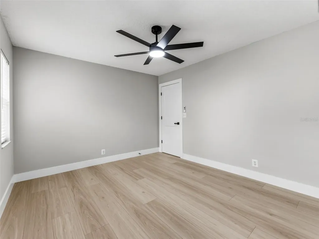 2936 68th Avenue S St Petersburg FL 33712