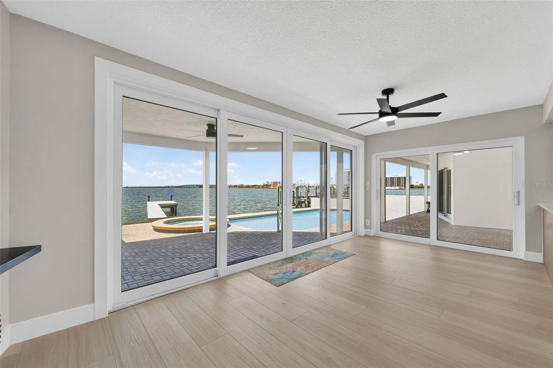 2936 68th Avenue S St Petersburg FL 33712