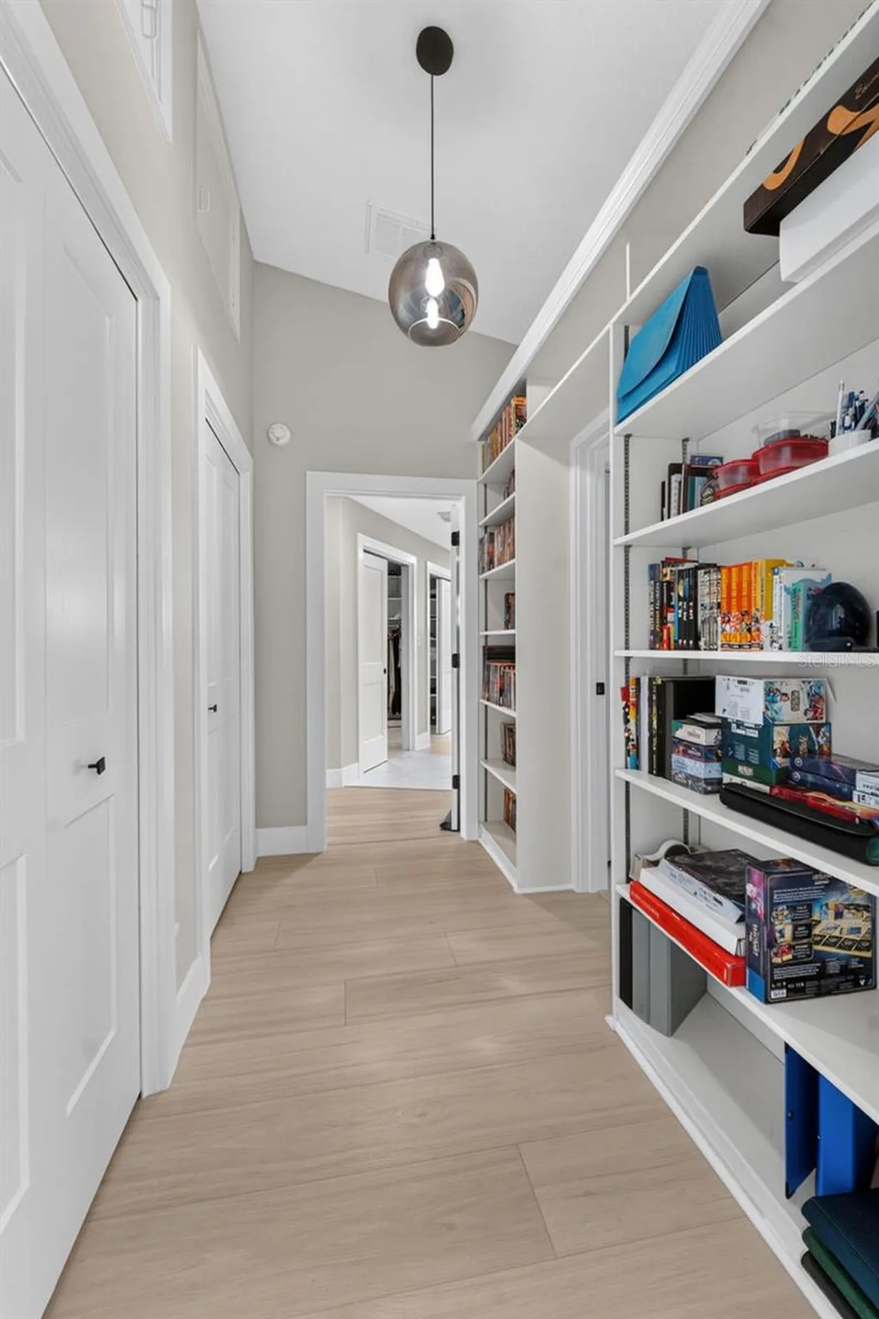 2936 68th Avenue S St Petersburg FL 33712